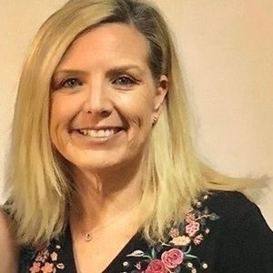 Meet your Posher, Dee